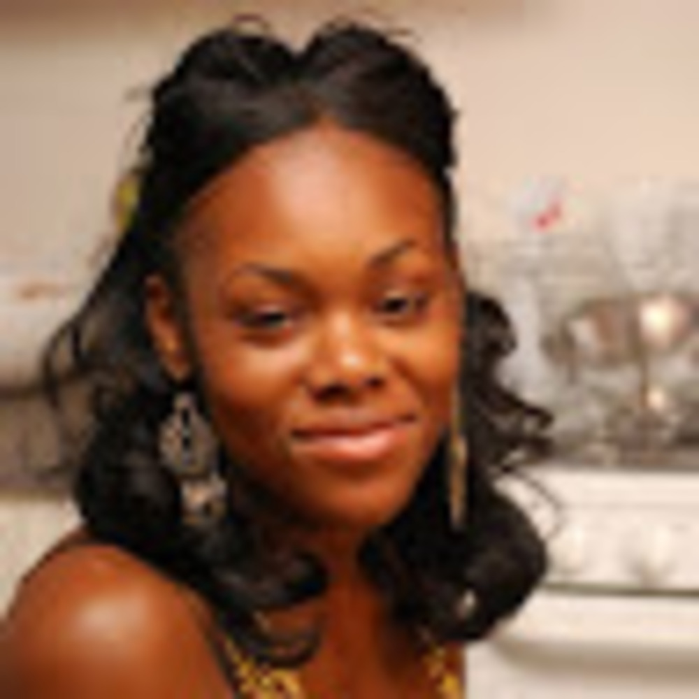 Meet your Posher, Nicole